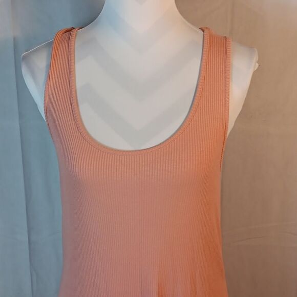 Sweaty Betty Weekend Twist Back Dress - Picture 3 of 12
